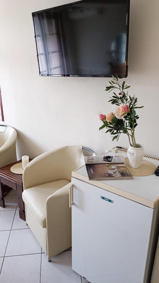 Rosi Guest house